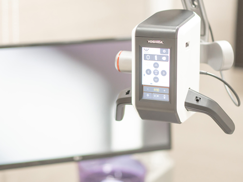 最新機器で正確な診断　マイクロスコープ| 福岡県福岡市東区の歯科医師転職求人